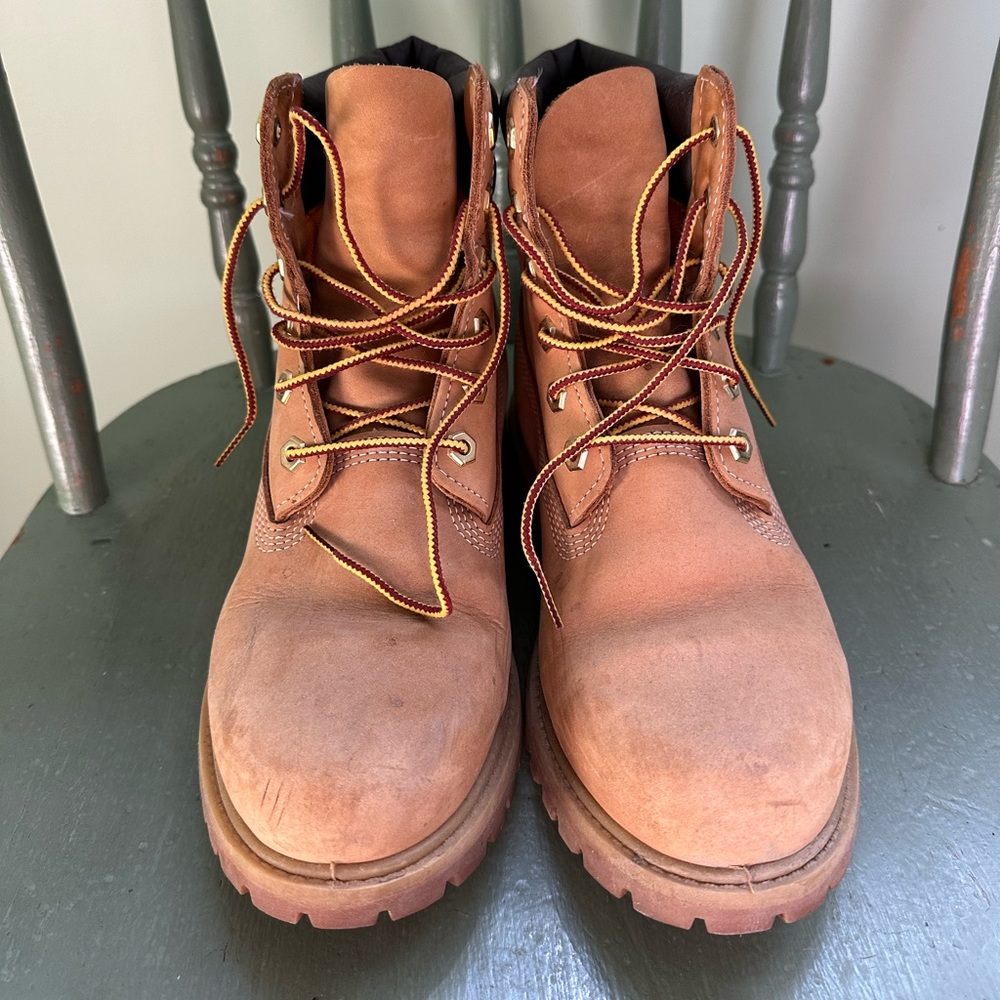 Timberlands, barely worn - Picture 2 of 3